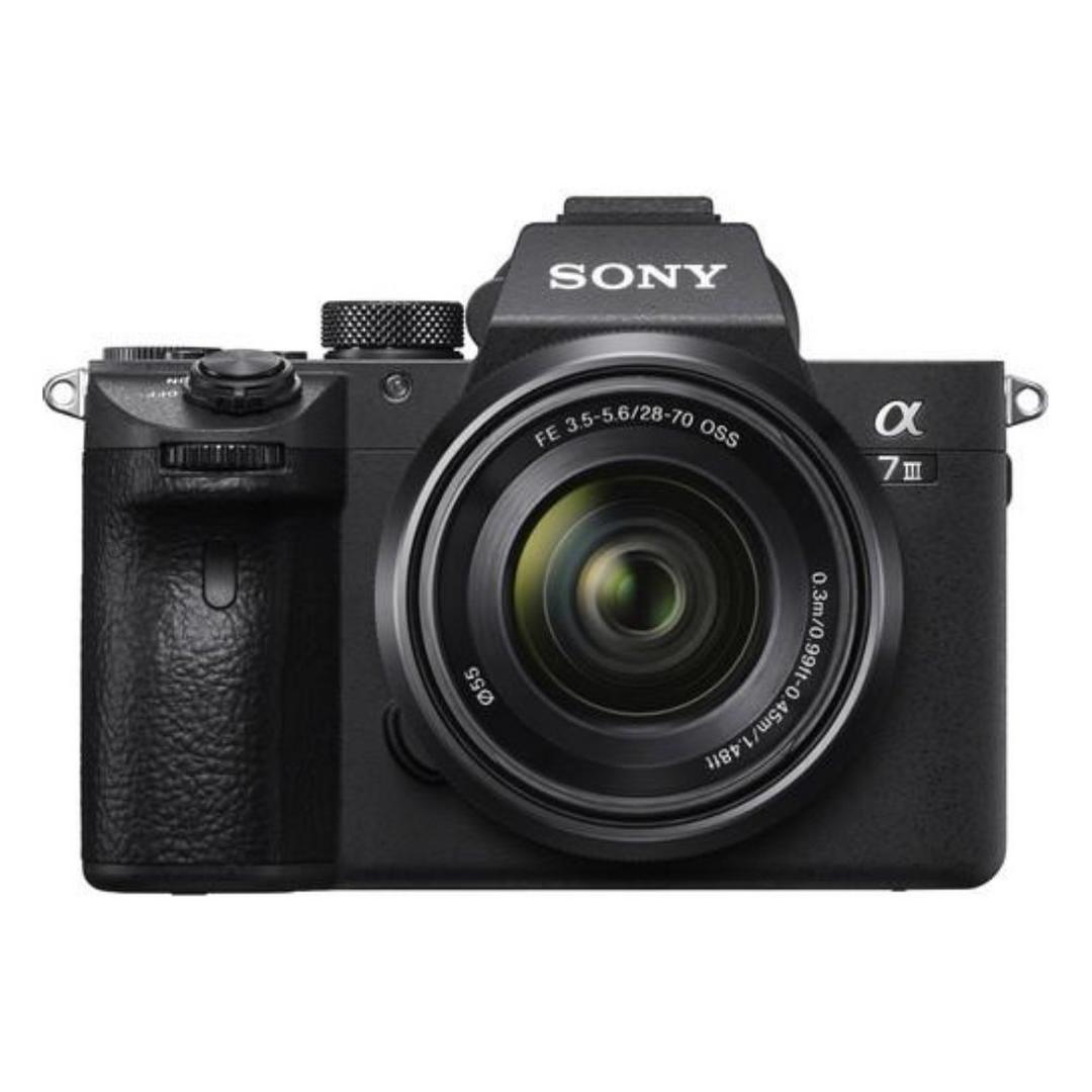 كاميرا سوني ألفا ايه7 III الرقمية بدون مرآة مع عدسة 28 - 70 ملم - أسود
