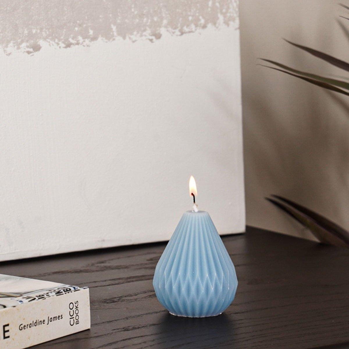 

Mari blue design candle 7x9 cm