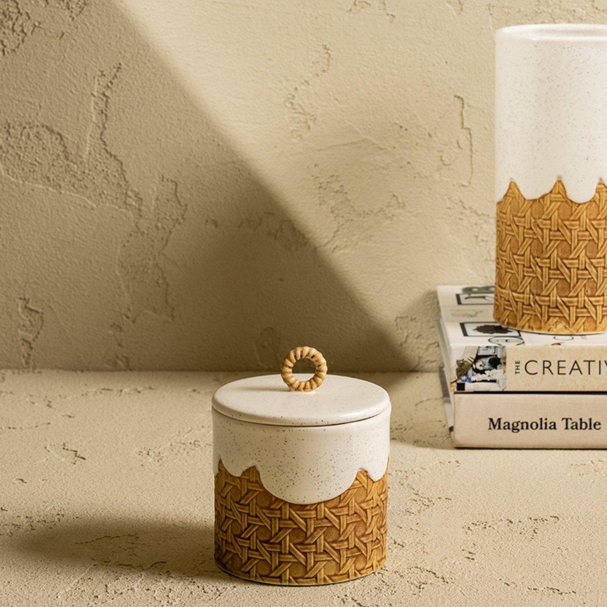 

Cane deco jar beige 9. 8x9. 8x15 cm