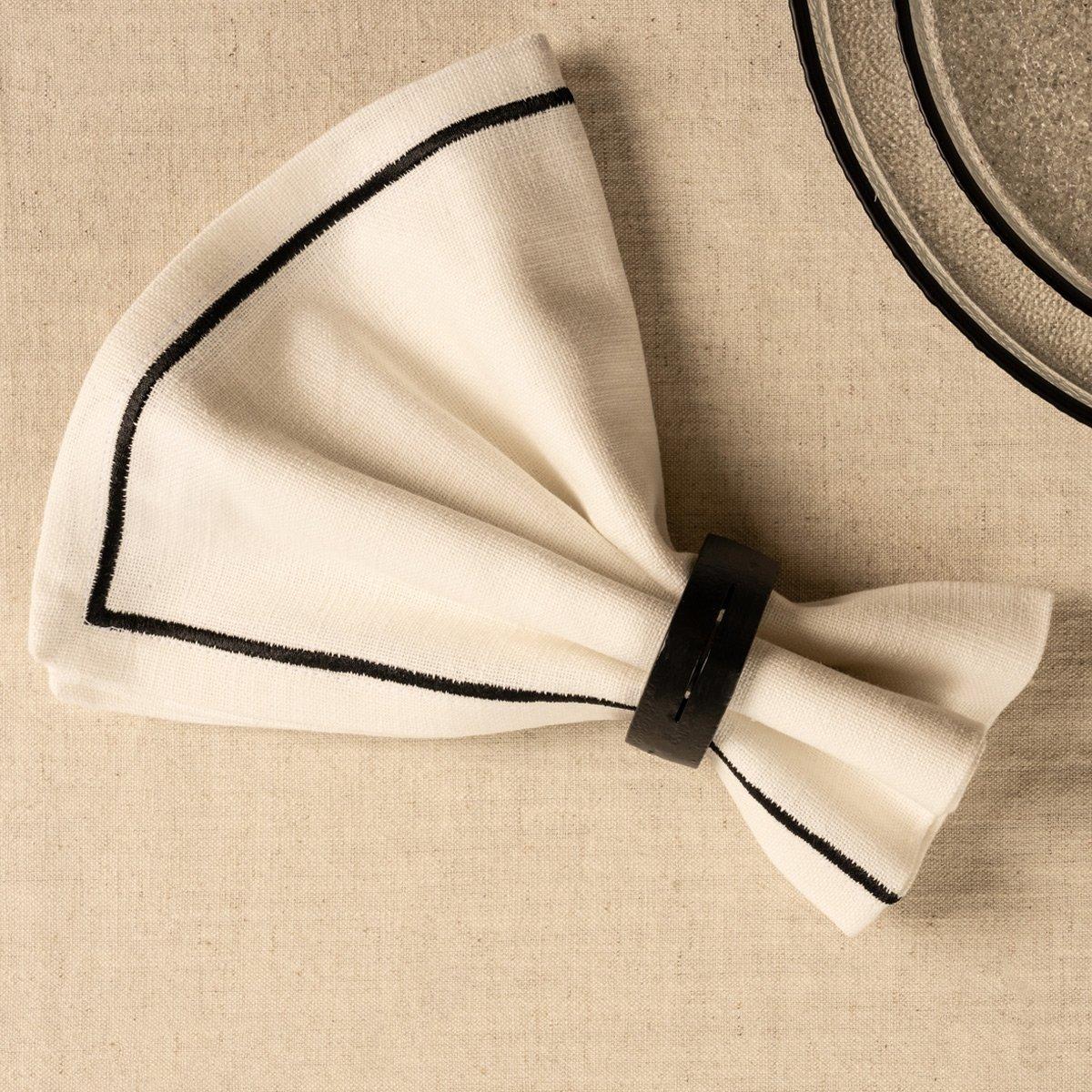 

Dana card holder aluminium black 5. 5x1. 75x5 cm