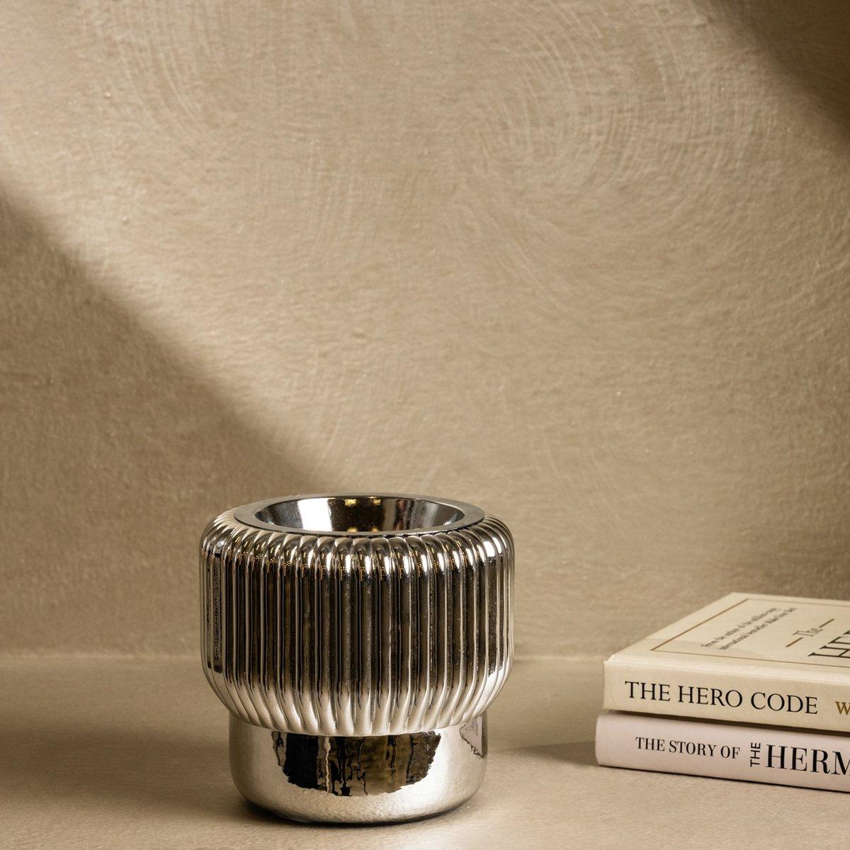 

Ribbed incense burner silver 10x10x9. 5 cm