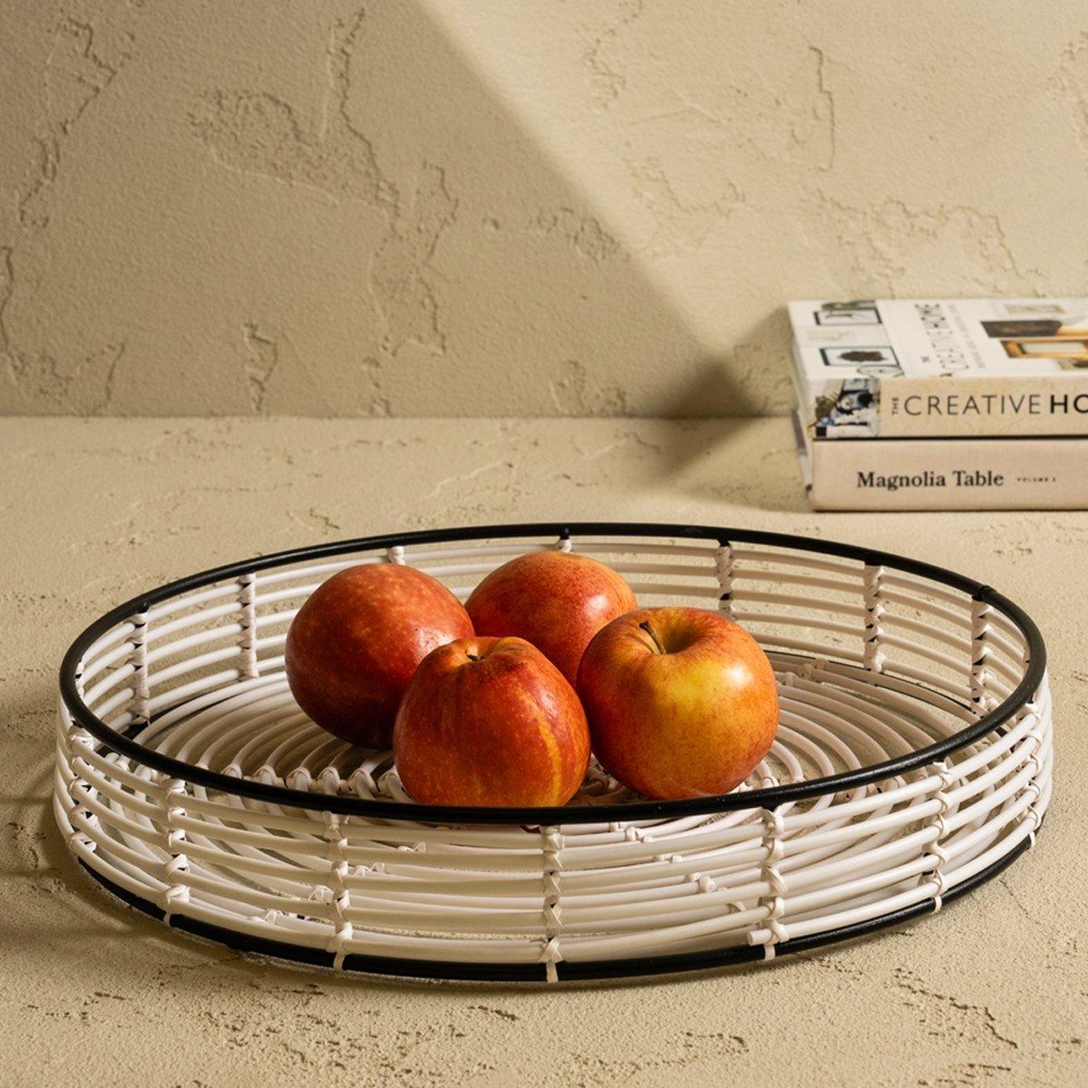 

Astrid tray white d36 cm