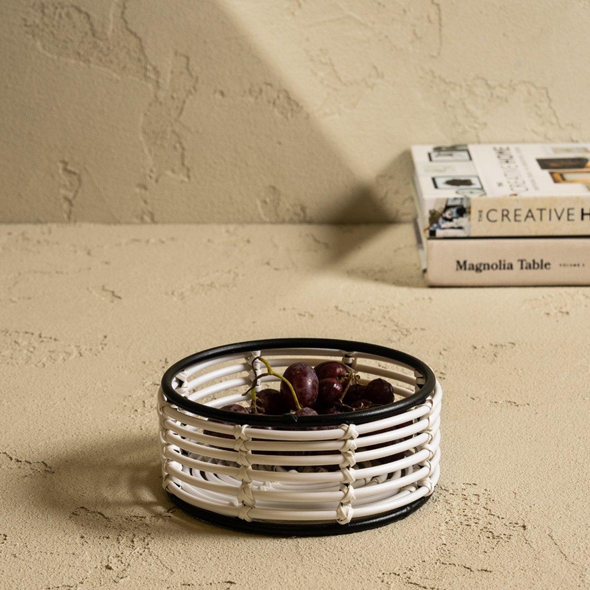 

Astrid basket white d15 cm