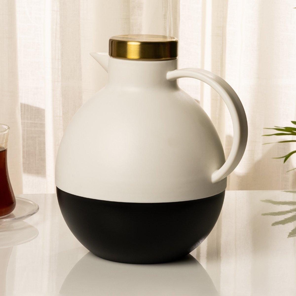 

Alba jug half white with gold lid 1ltr
