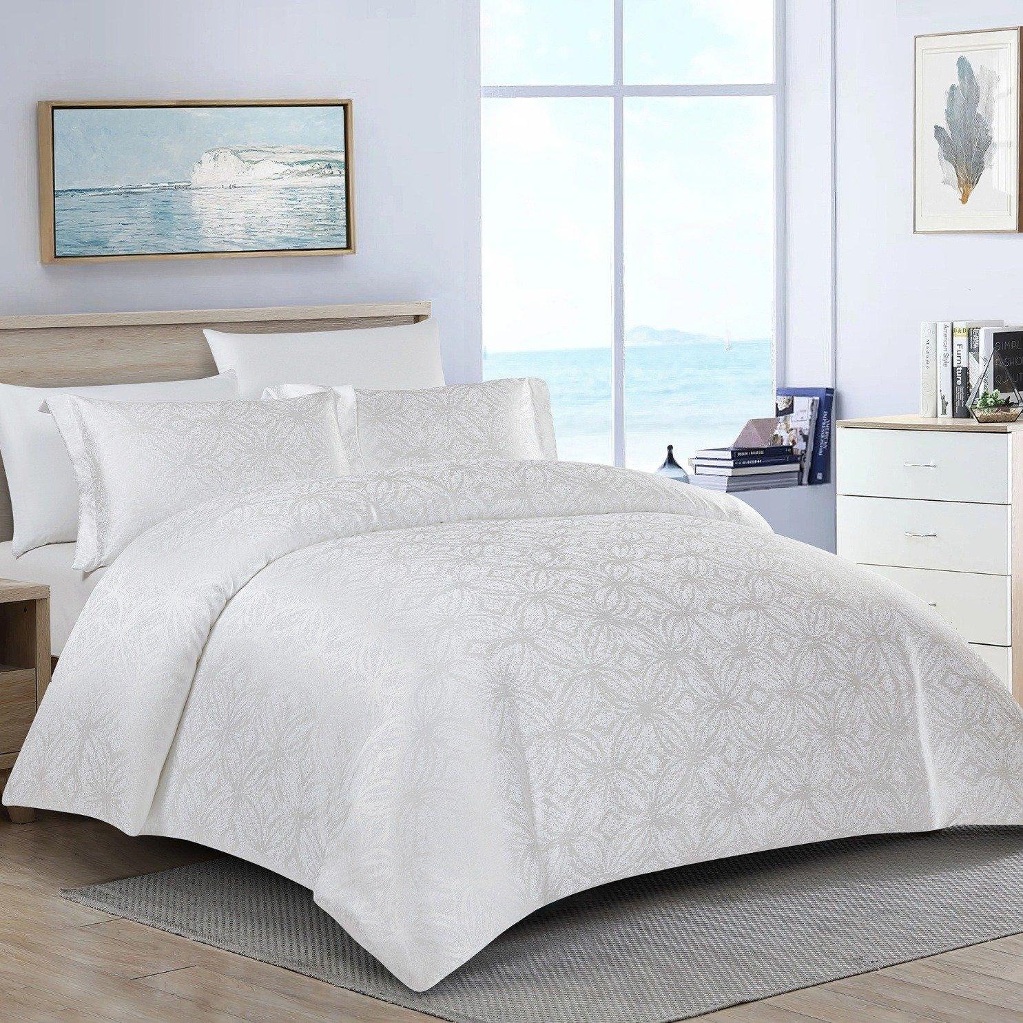 

Cloe 5pcs luxury jacquard duvet cover set white 220x240 cm