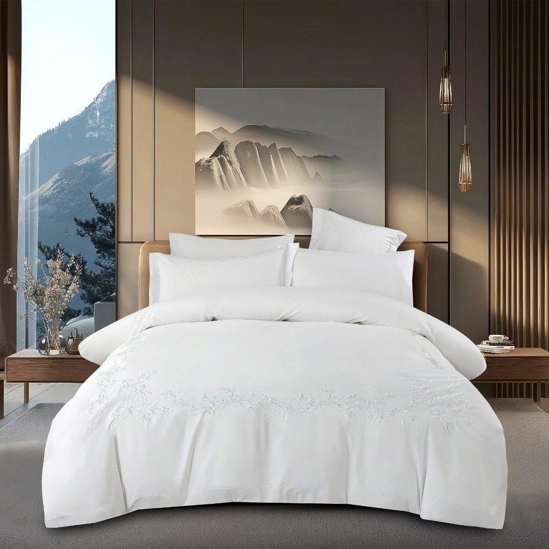 

Leela 5pcs embroidered duvet cover set white 220x240 cm