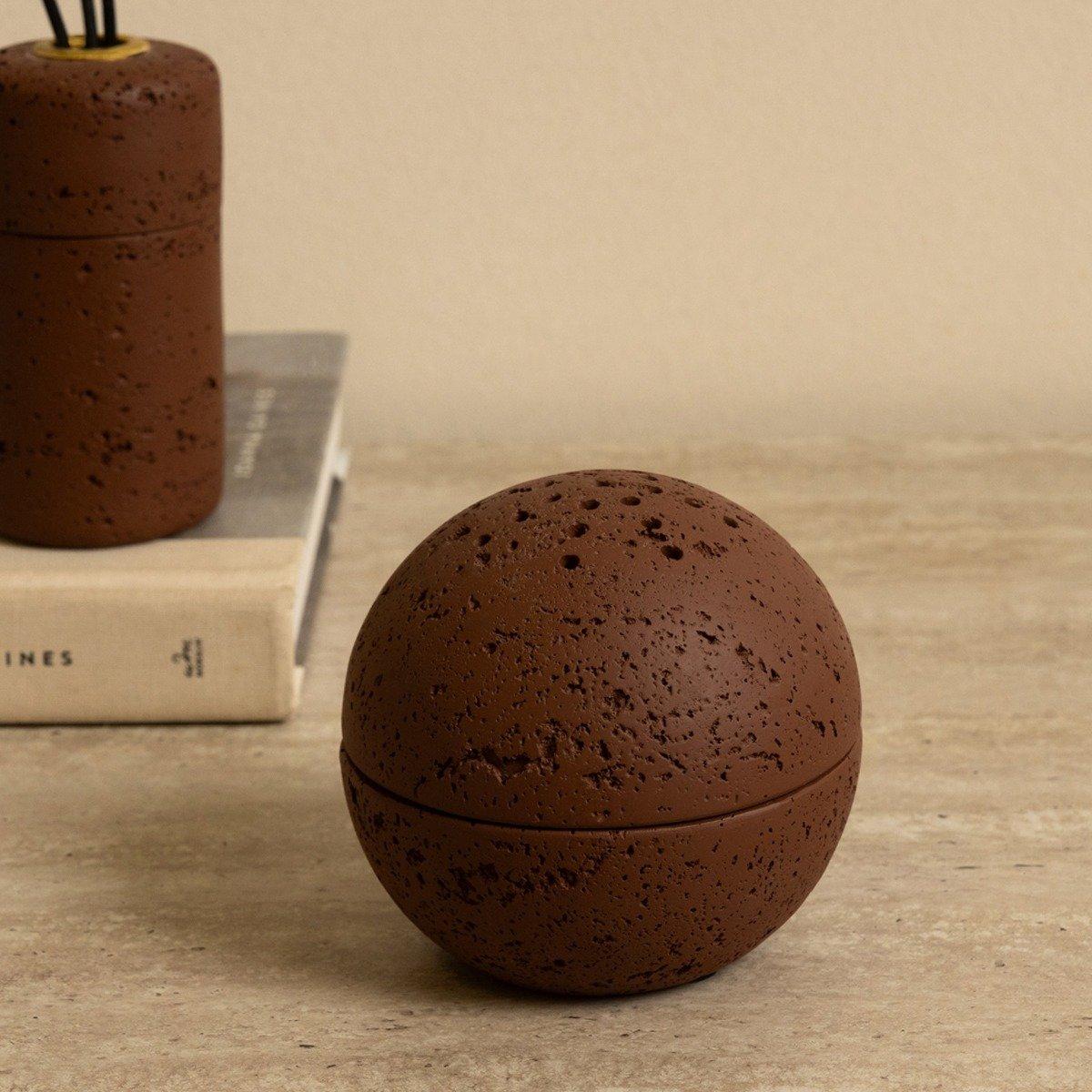 

Moon resin mubkhar brown 10. 8x10. 8x10. 3 cm