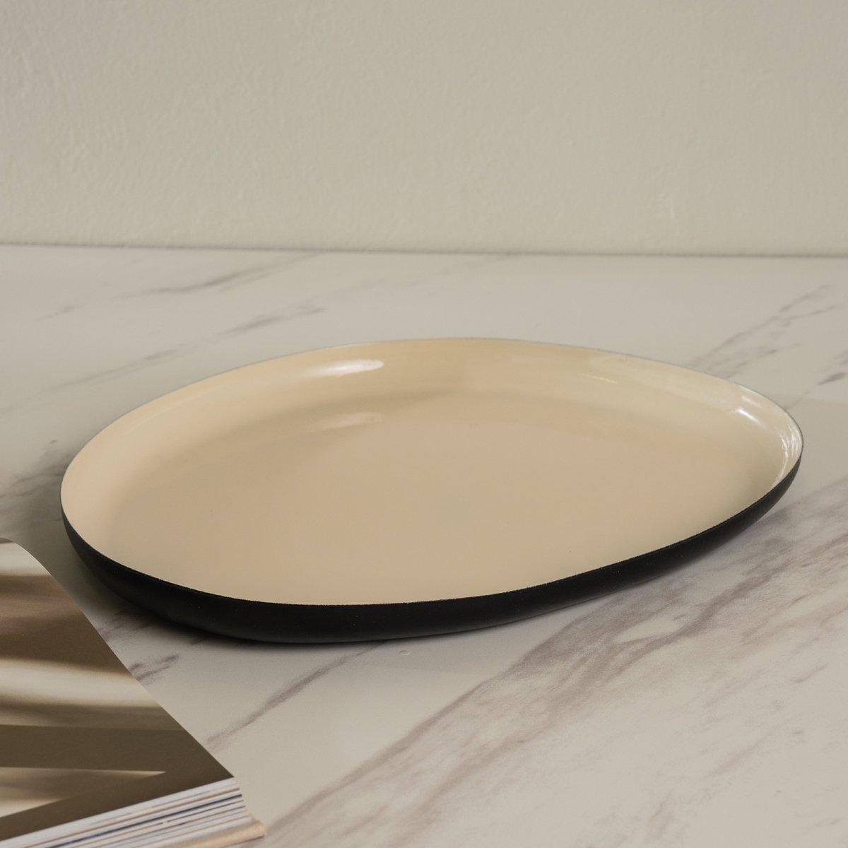 

Celtic metal deco plate white 34x28x2 cm