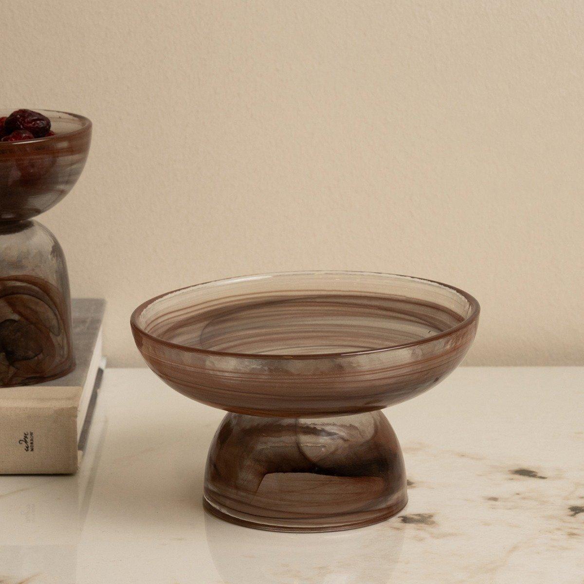 

Cloudy glass footed bowl brown 16x16x9 cm