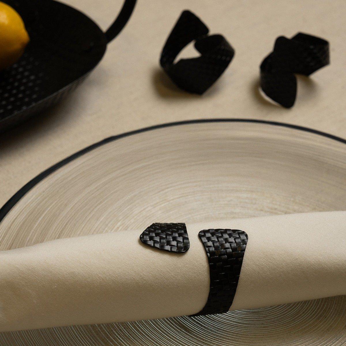 

Cleo iron napkin rings black
