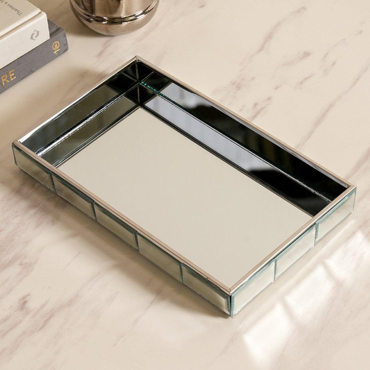 

Meerah glass tray silver 25x15x3. 5 cm