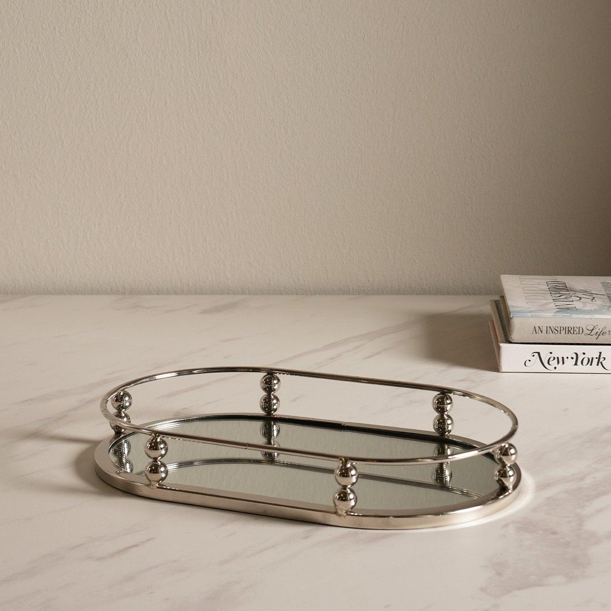 

Jedda metal tray silver 26x16. 3x4. 1 cm