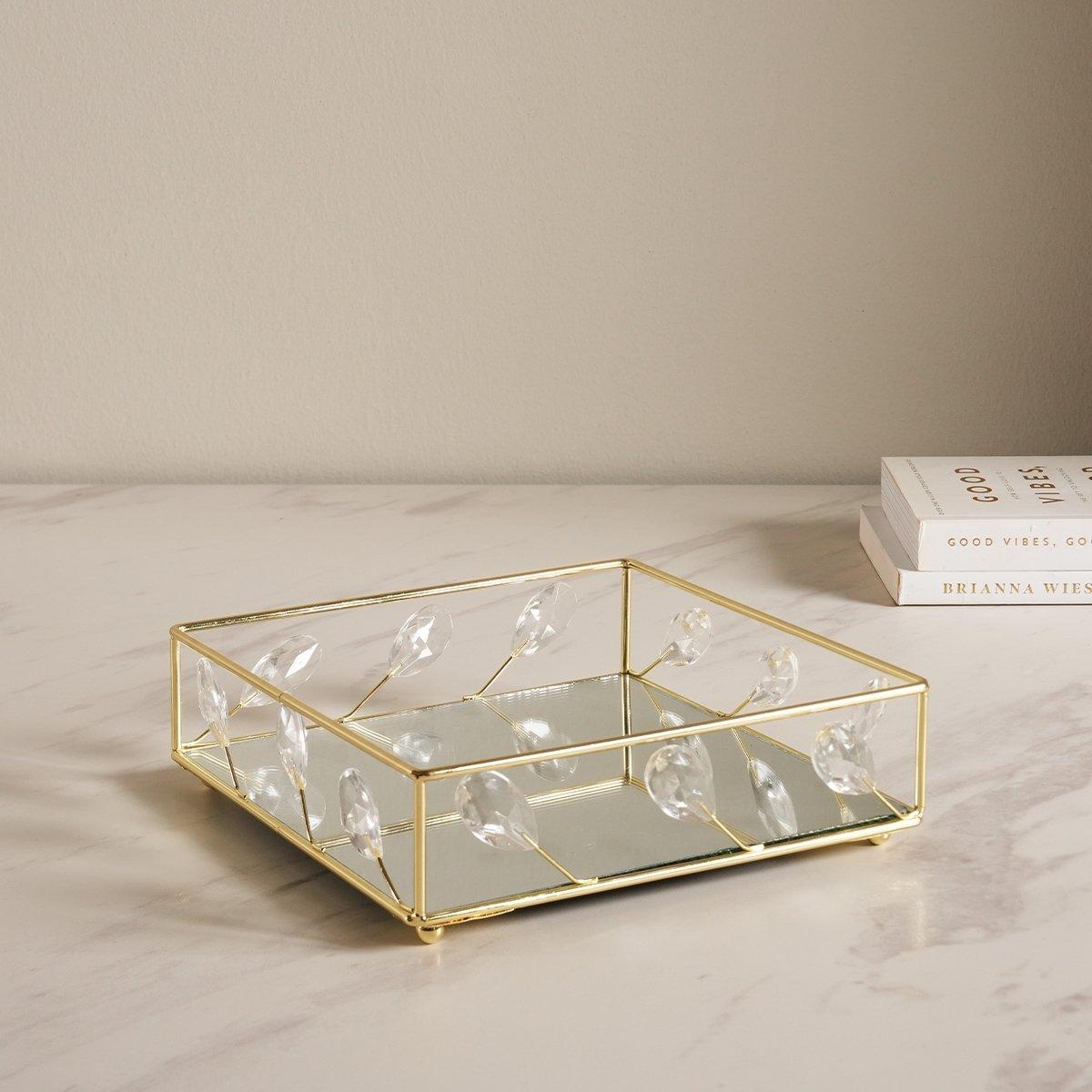 

Tyce metal tray gold 21x21x6 cm
