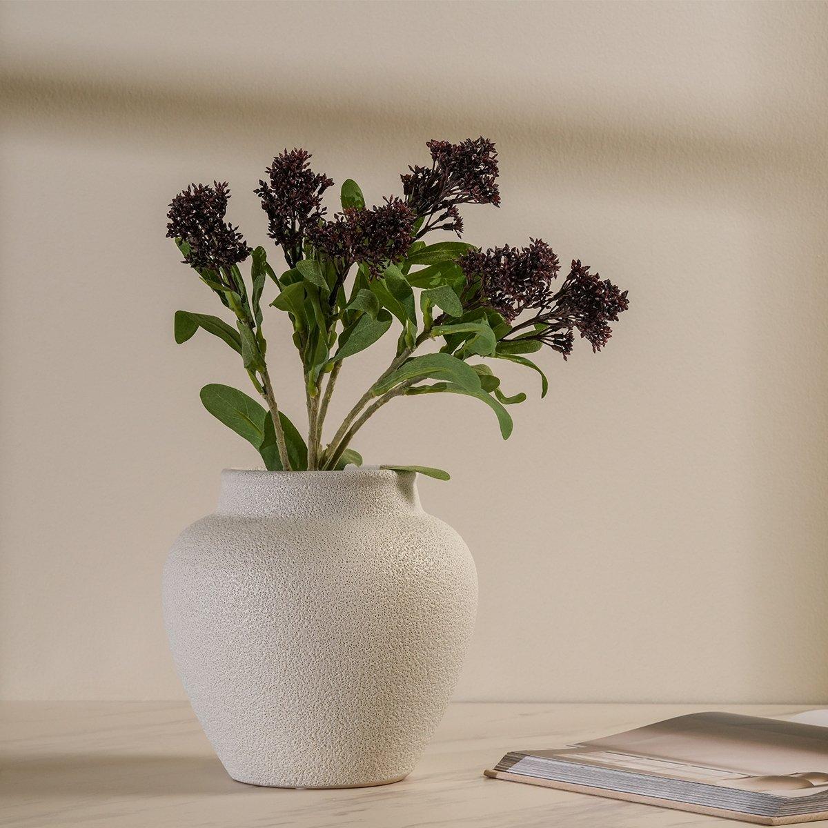 

Burgundy bud spray single stem flower 65 cm