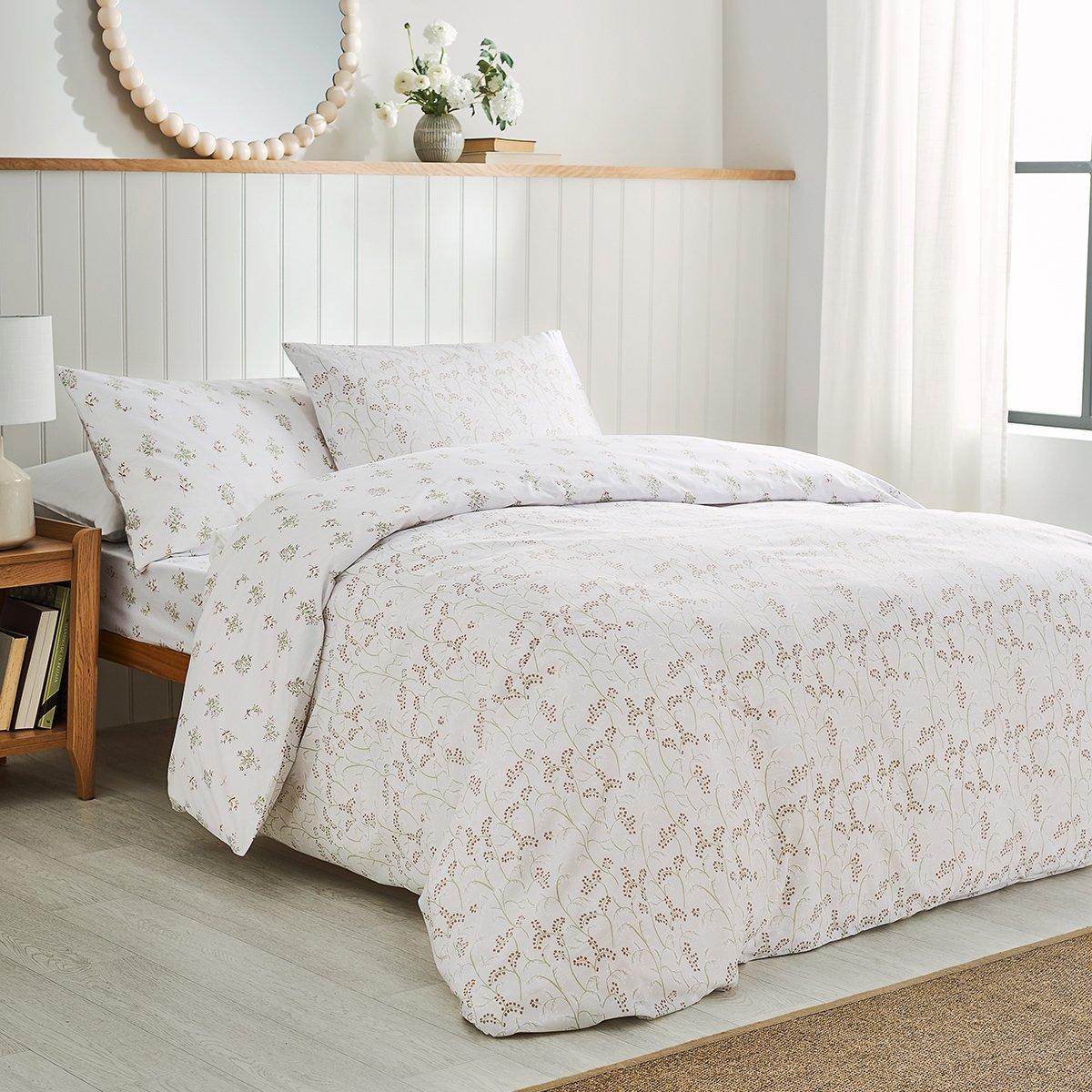 

Chloe printed 3pcs duvet cover set beige 240x260 cm