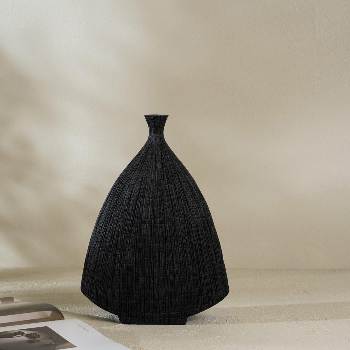 

Chic poly vase black 26x10. 5x35. 5 cm