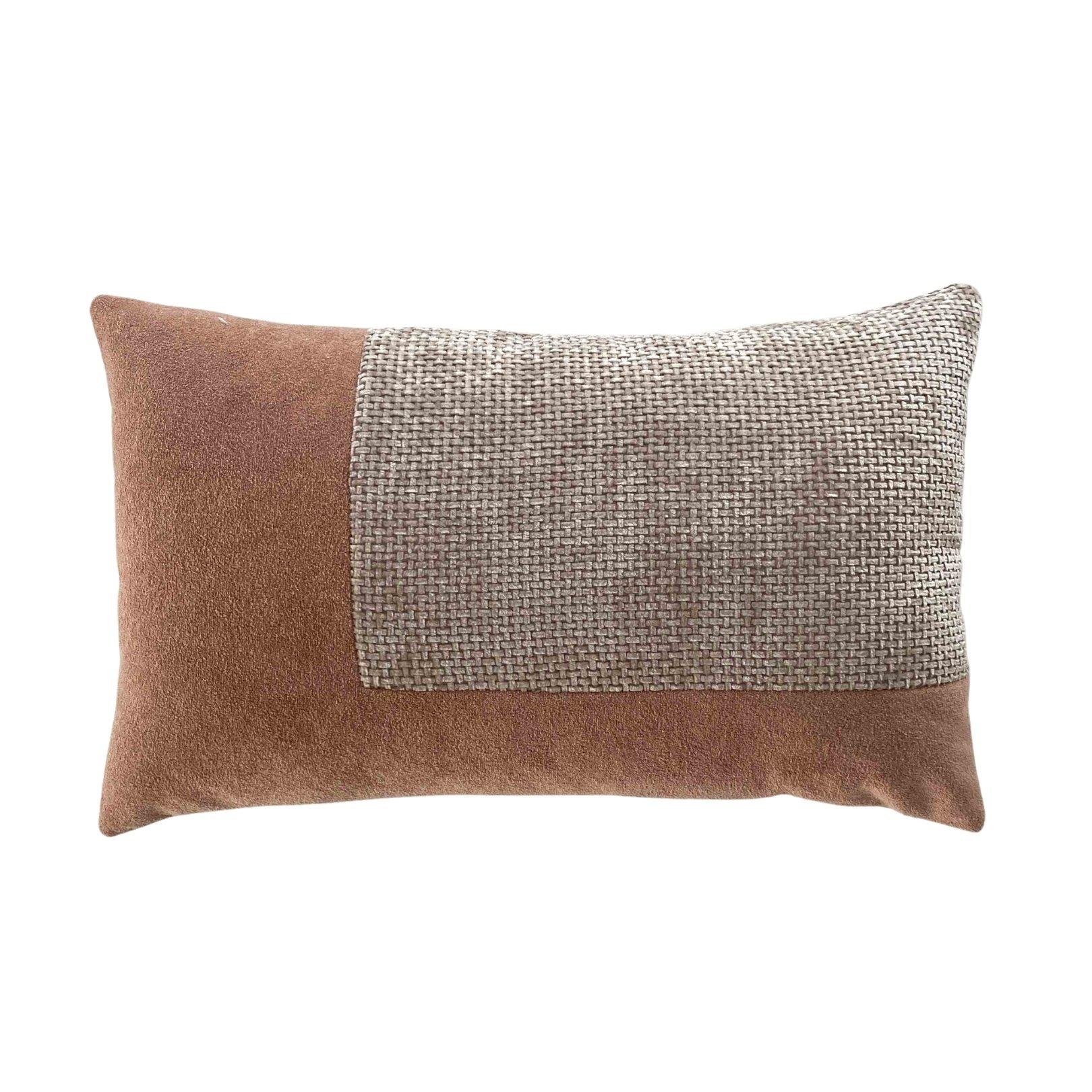 

Millo cushion pink 30x50 cm