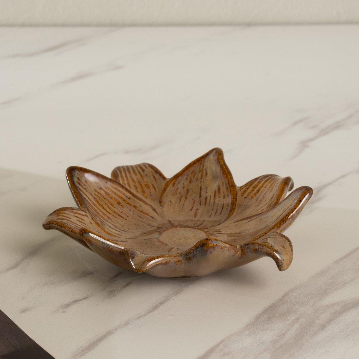 

Ayla deco plate brown 16x15. 3x4. 5 cm