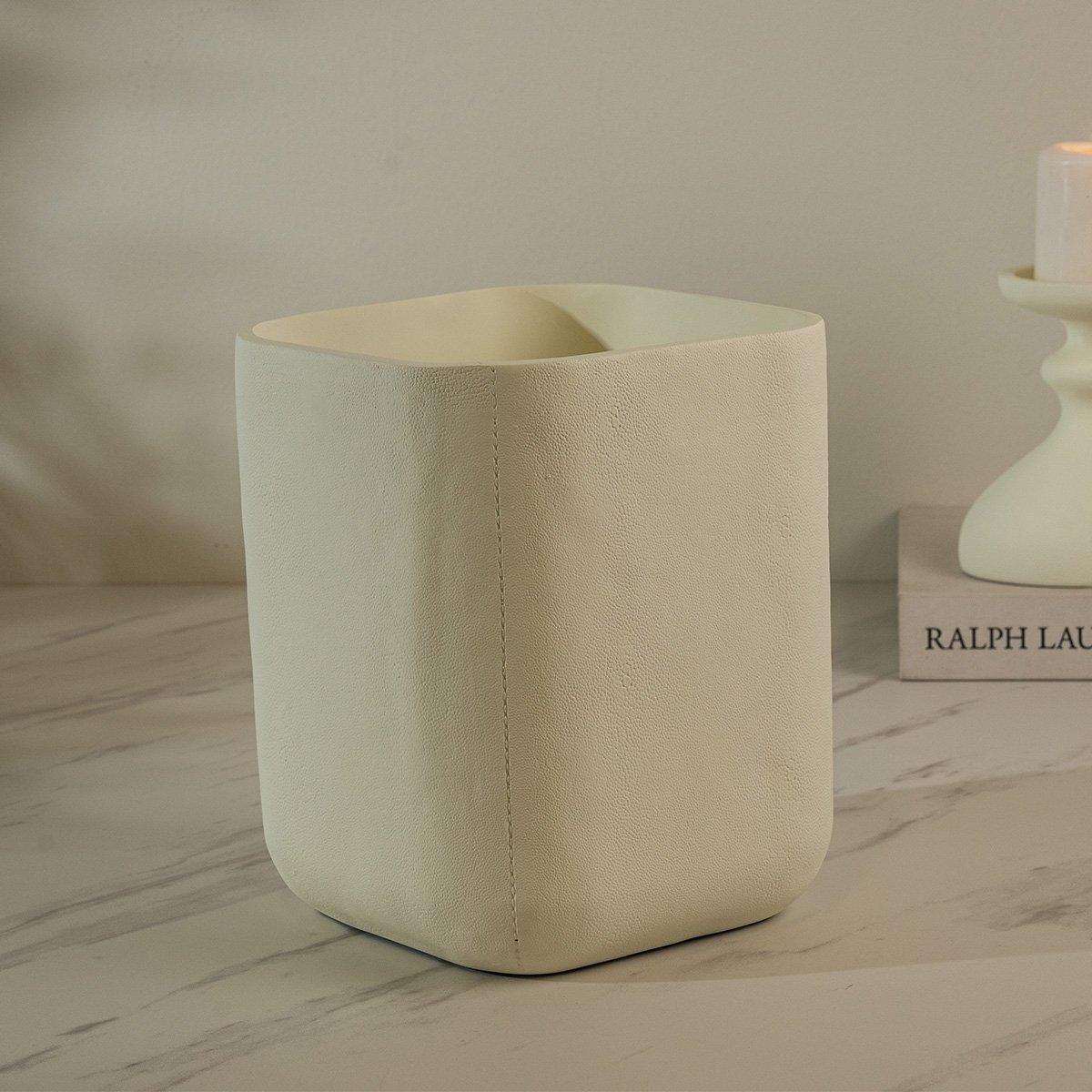 

Junky dust bin white 19. 5x19. 5x25 cm