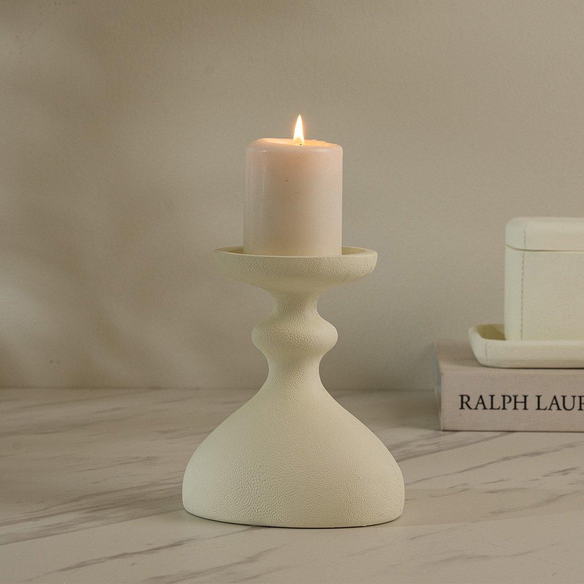 

Wicks candle holder white 13. 5x10. 5x15. 5 cm