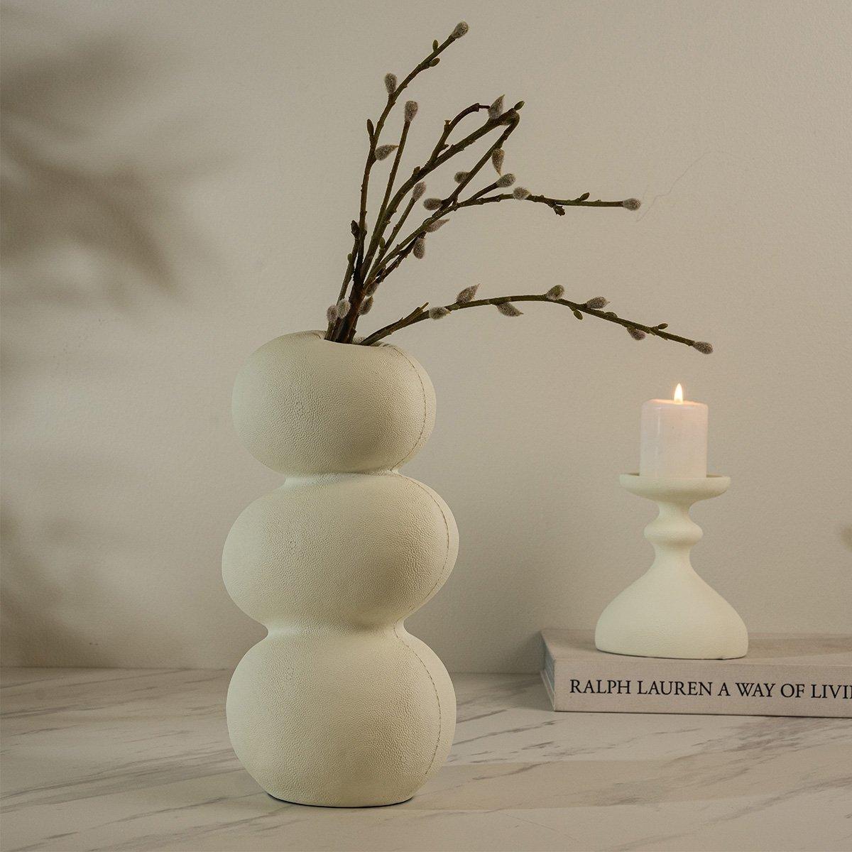 

Humms vase white 18x14. 5x32. 5 cm