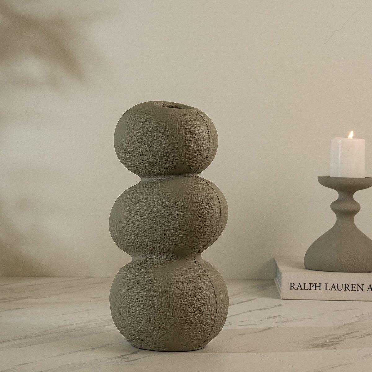 

Humms vase brown 18x14. 5x32. 5 cm