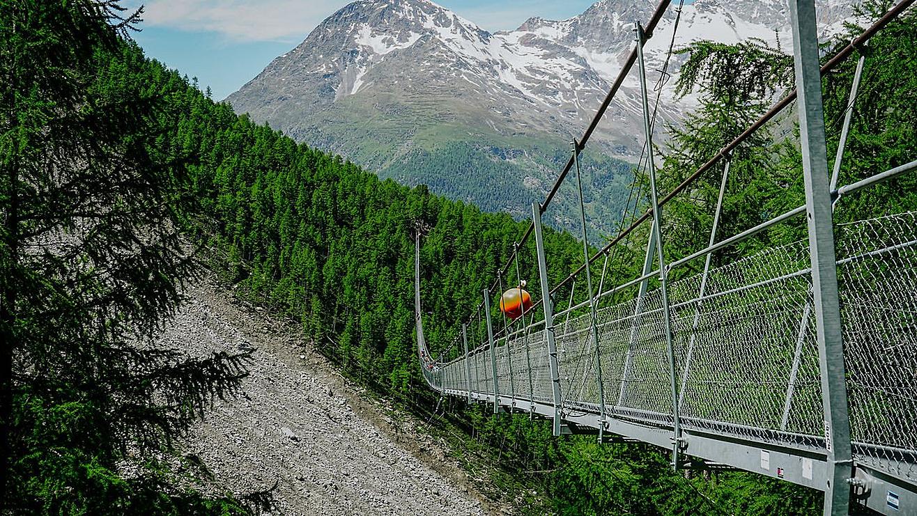 Längste Fussgänger-Hängebrücke der Alpen