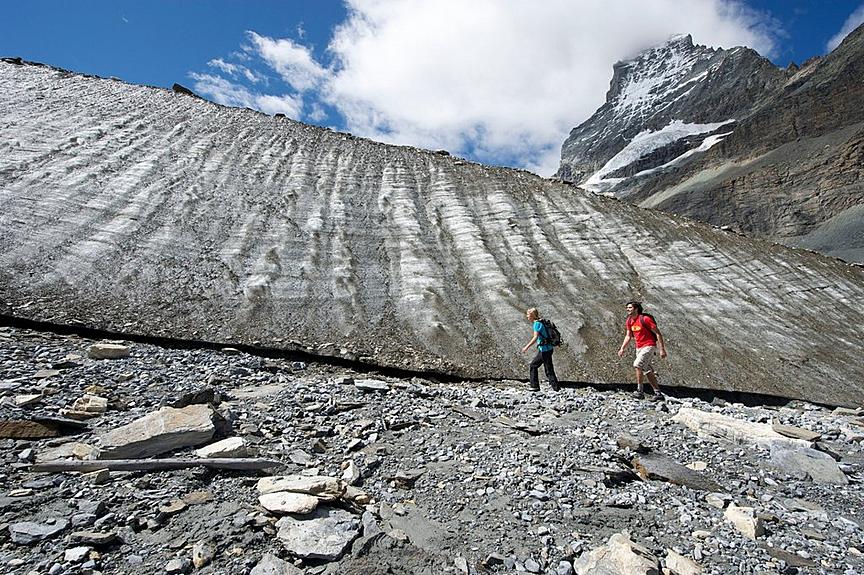 Sentier du glacier du Cervin (n° 26)