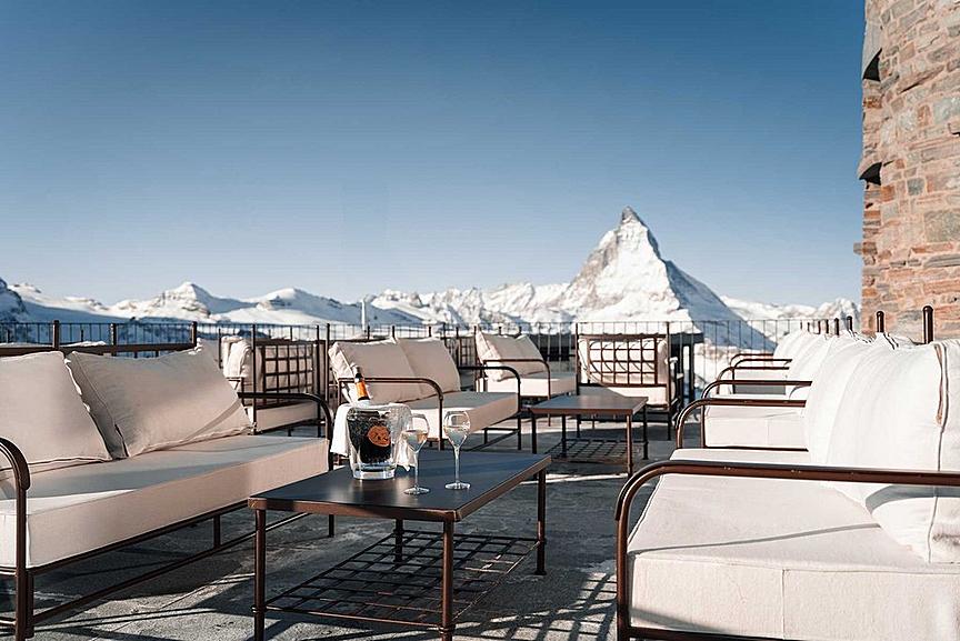 Sky Lounge