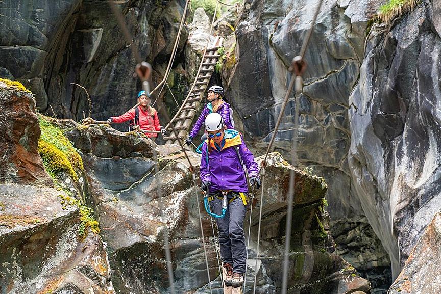 Gorge Adventure – dynamischer Klettersteig mit ZERMATTERS