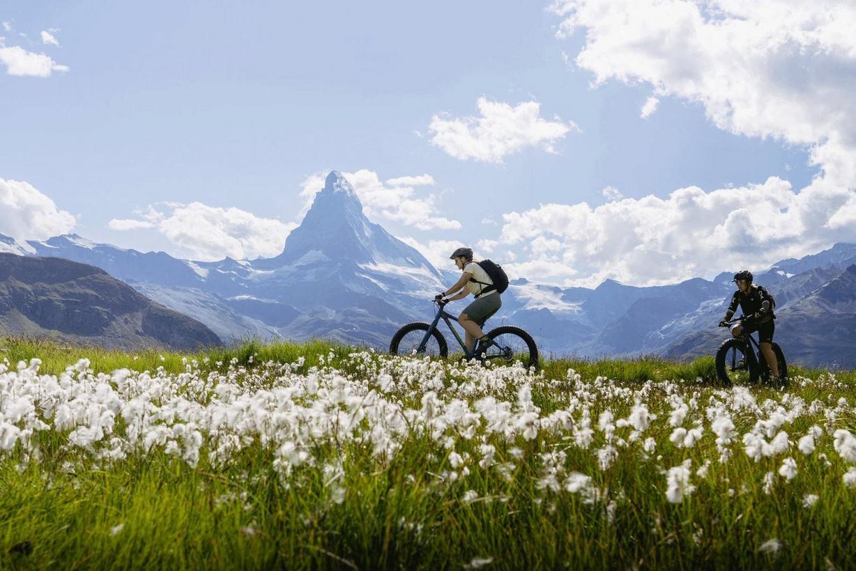 Stellisee Sunset e-Bike Tour
