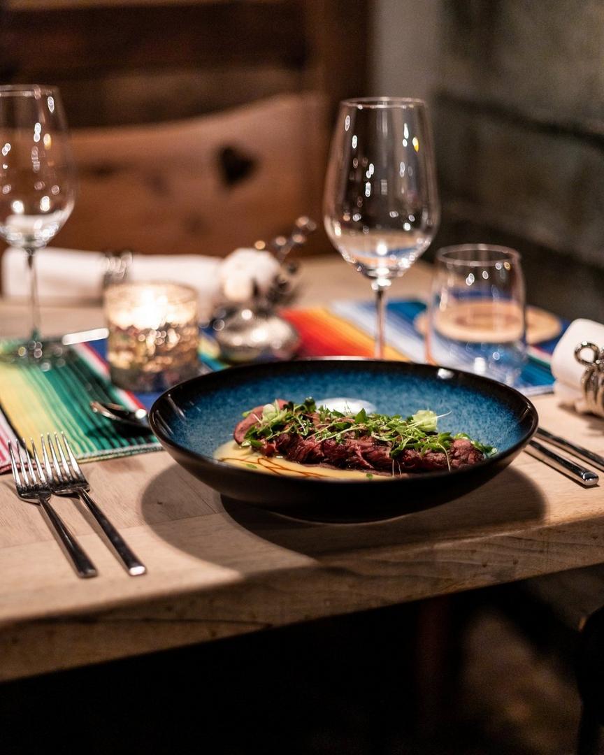 New Year's Eve at 1818 Eat & Drink