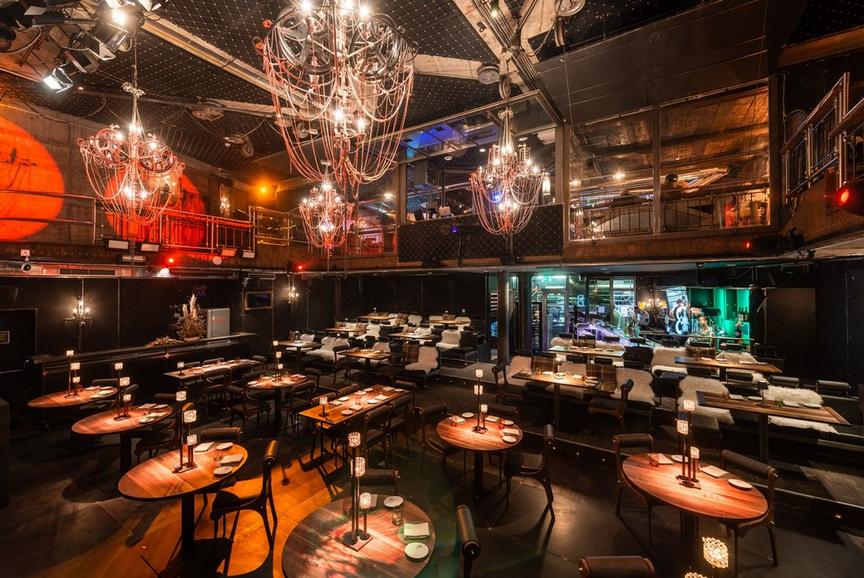 The Art of Fine Dining — Elevated by the Alps