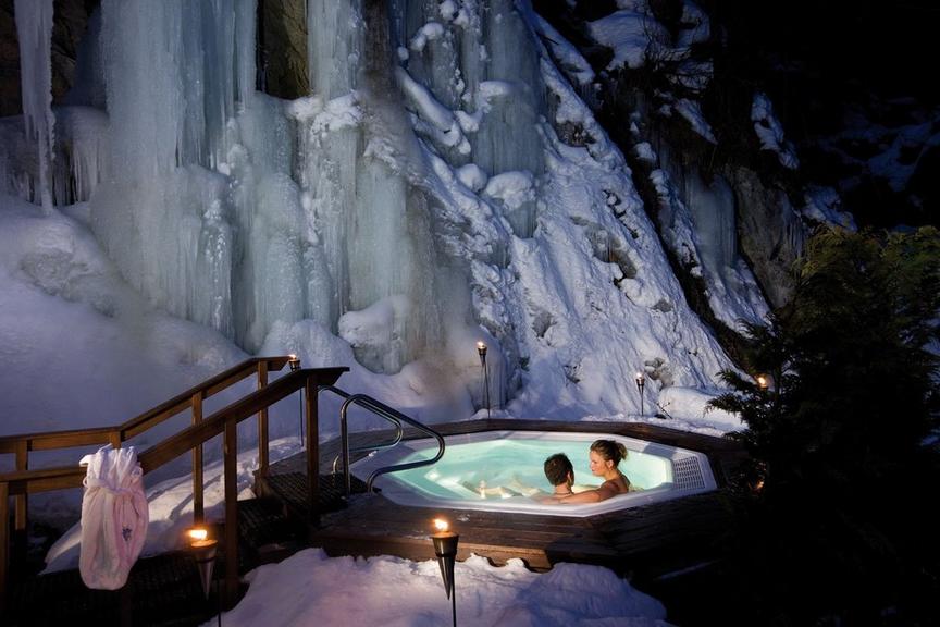 Swimming pool and fitness at Hotel Sonne Zermatt