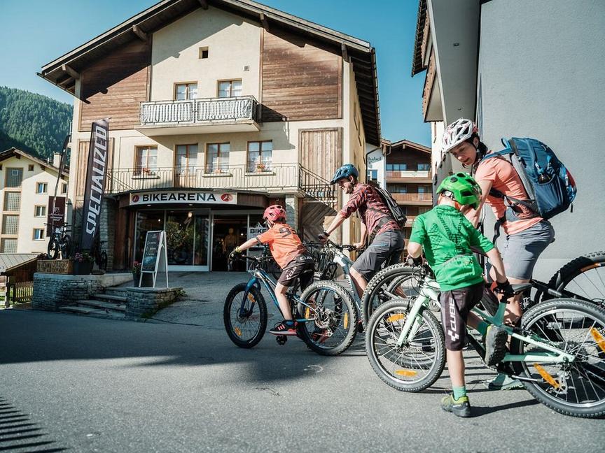 Bike route village route (No. 66)