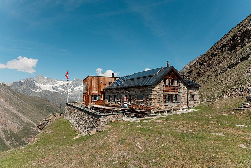 Randonnée jusqu'à la Täschhütte (n° 45)