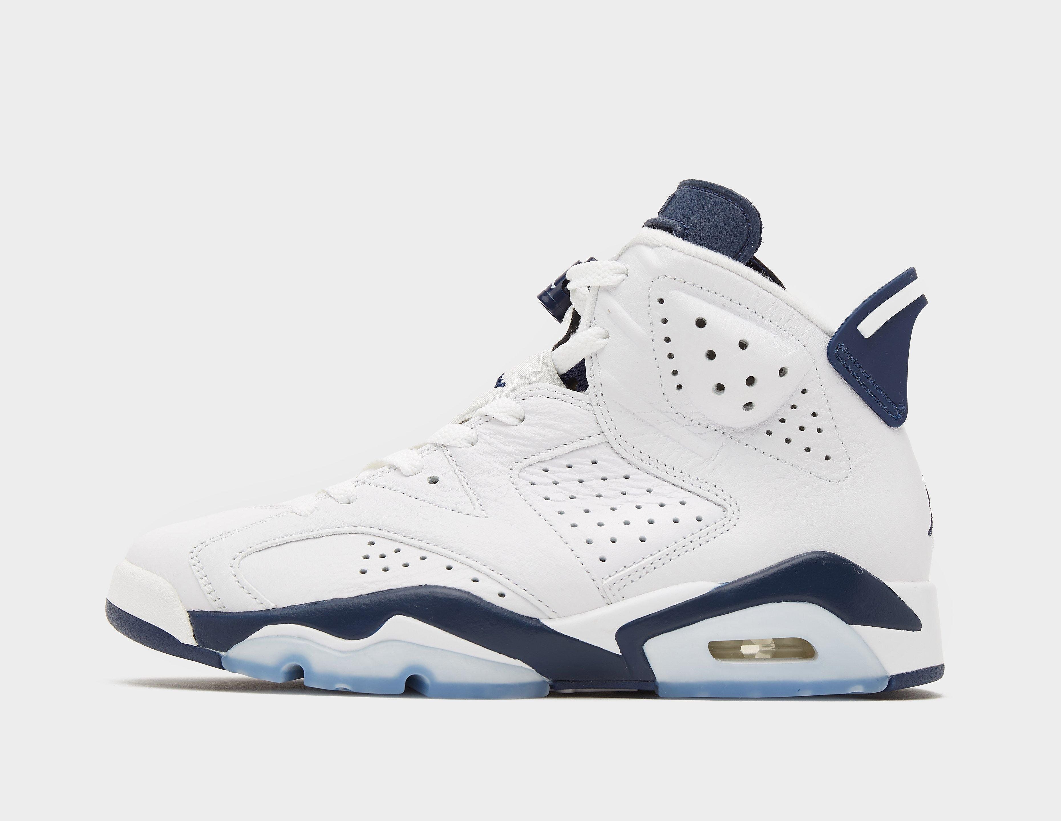 Jordan 6 Retro Women's