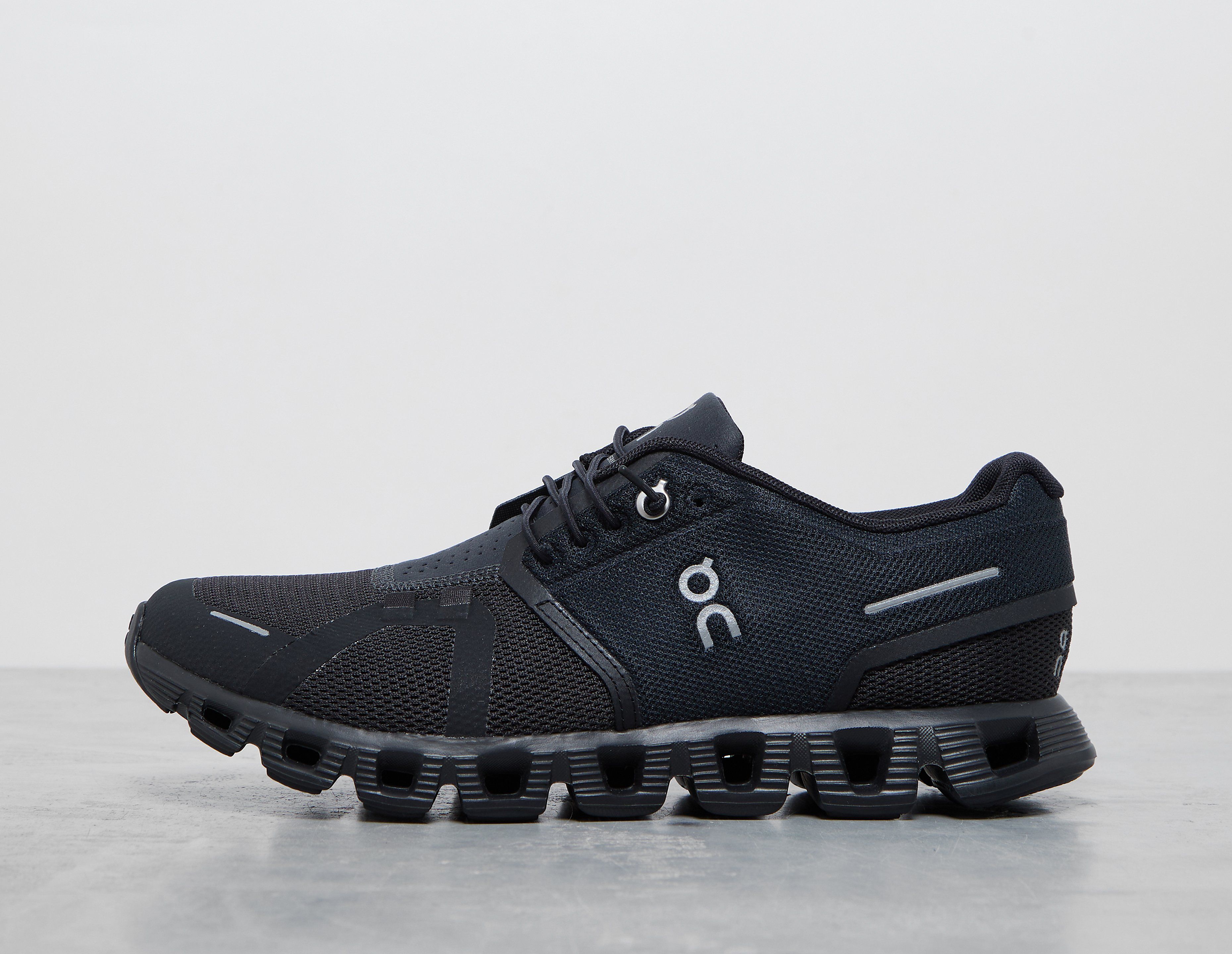 On Running Cloud 5 Women's - Black, Black