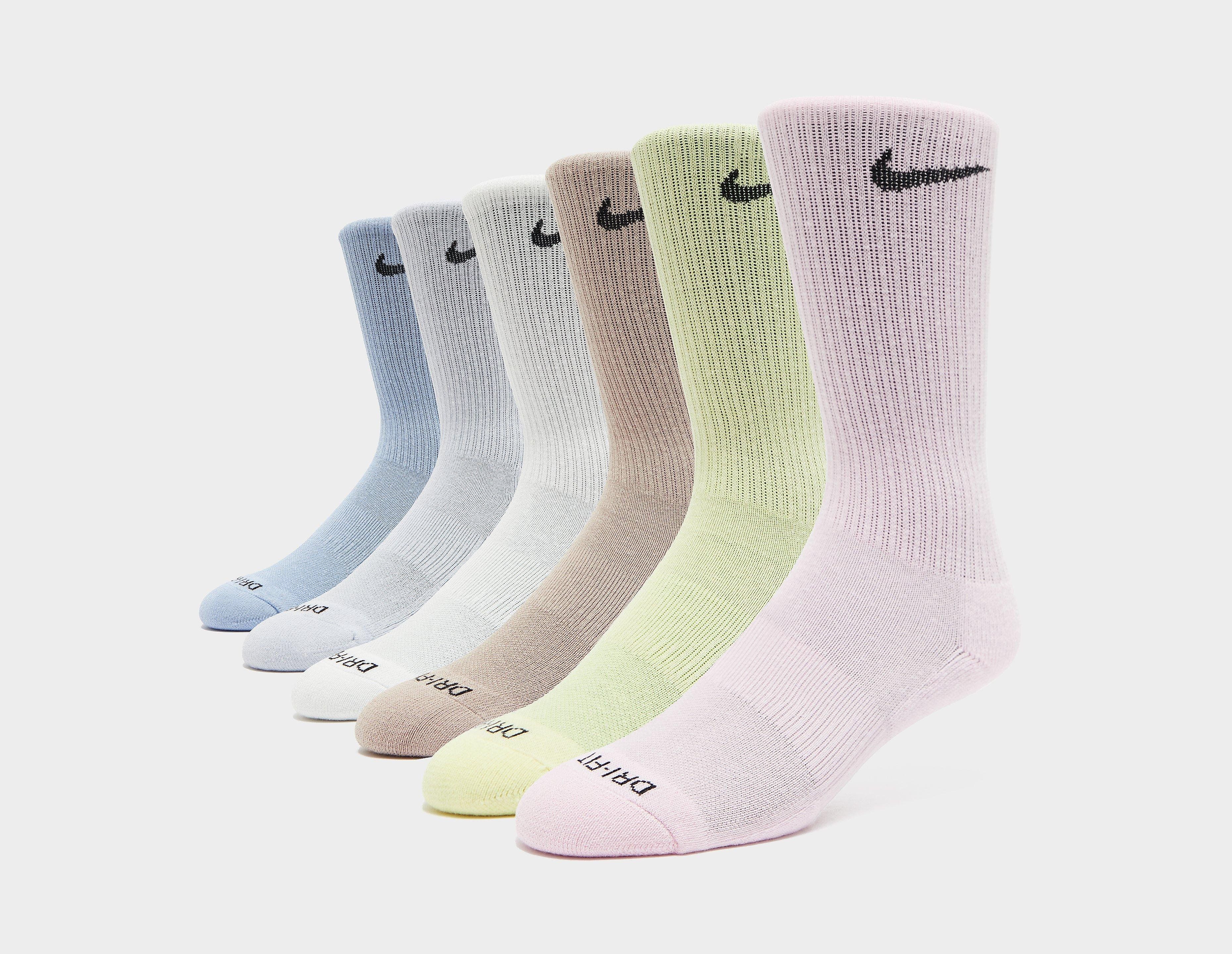 Nike   6-Pack Everyday Cushioned Training Crew Socks  in Size 6, FootPatrol