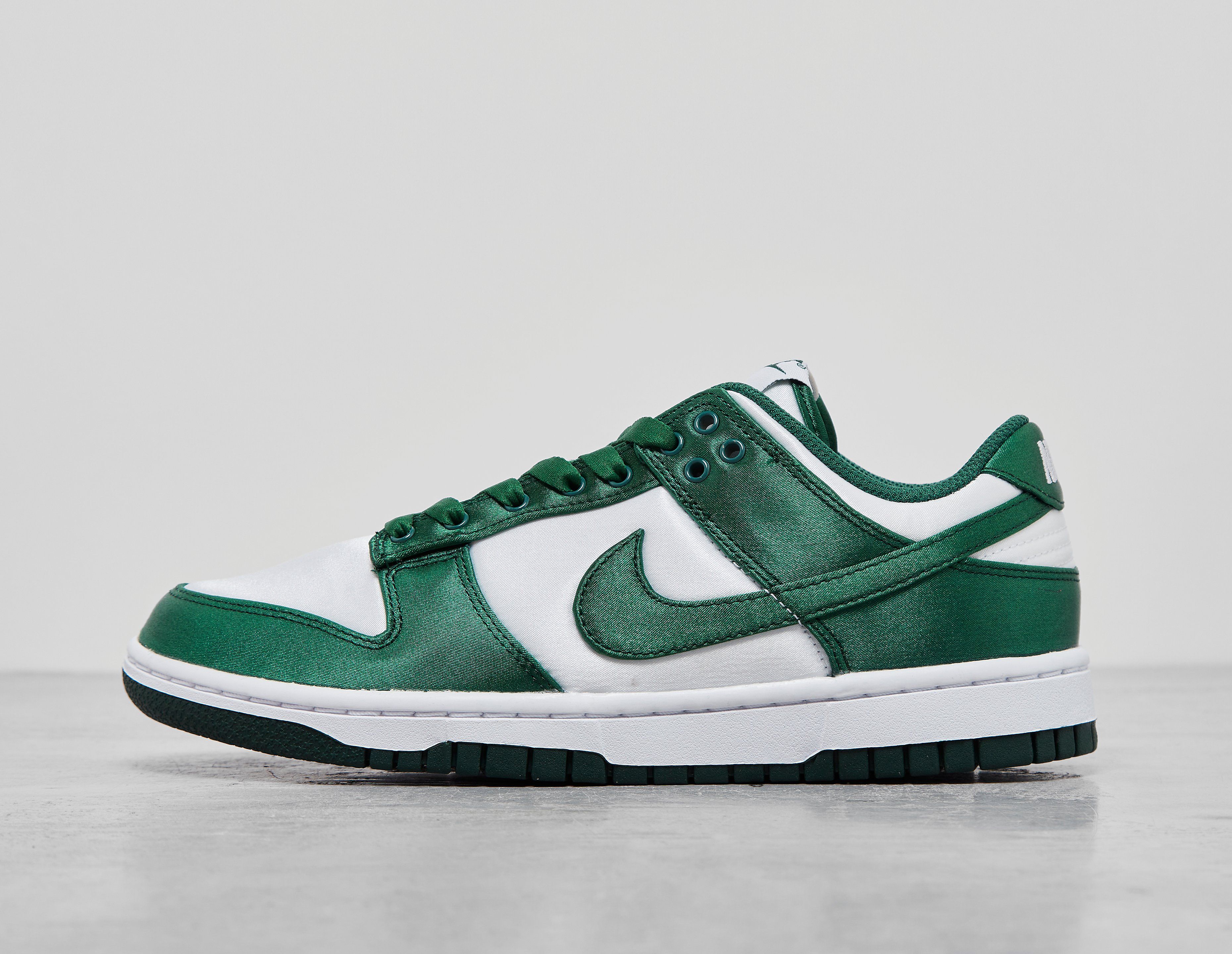 Nike Dunk Low Women's - Green, Green