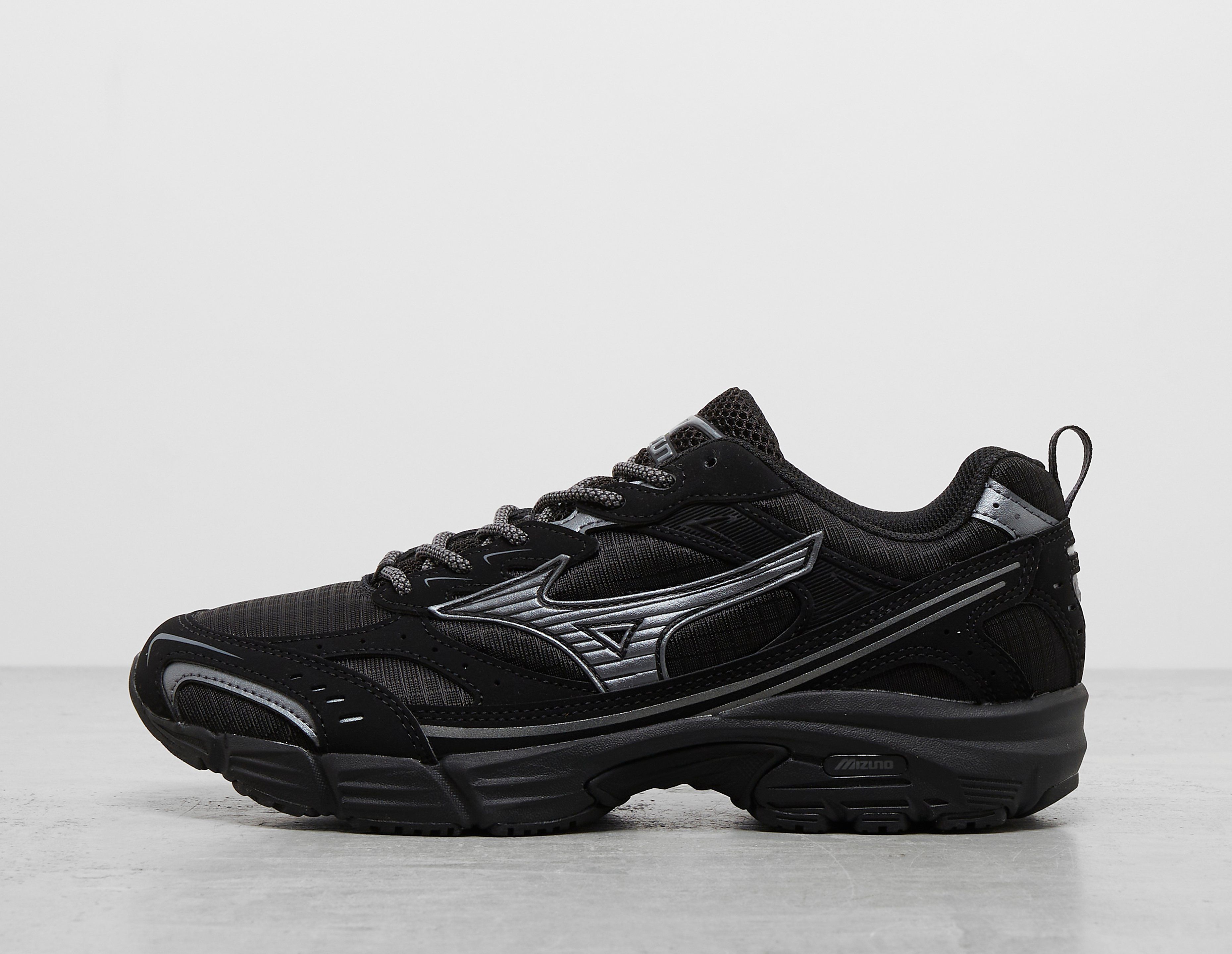 Mizuno Women's  MXR Tech  Black, FootPatrol