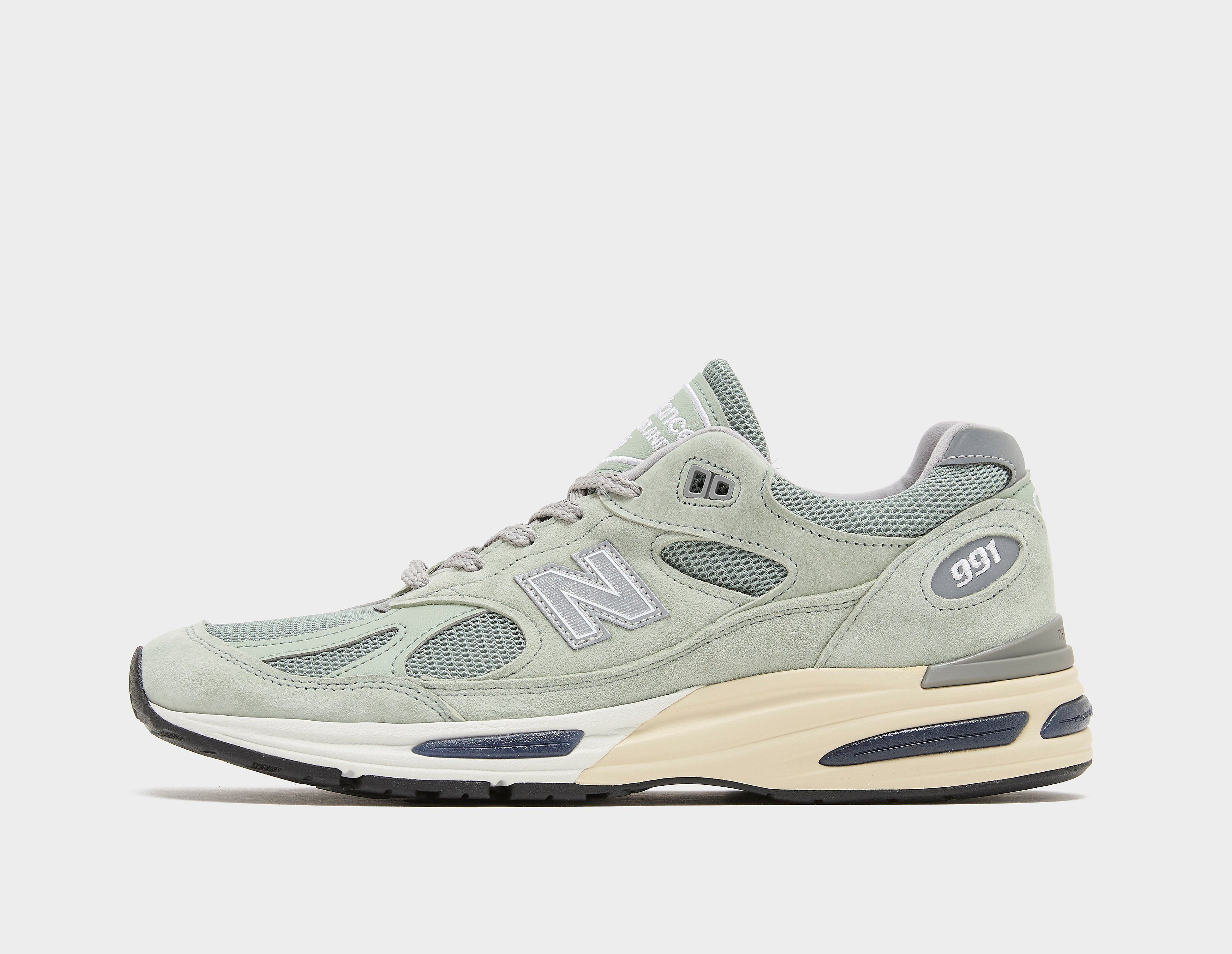 New Balance Men's  991v2 Made in UK Green, FootPatrol