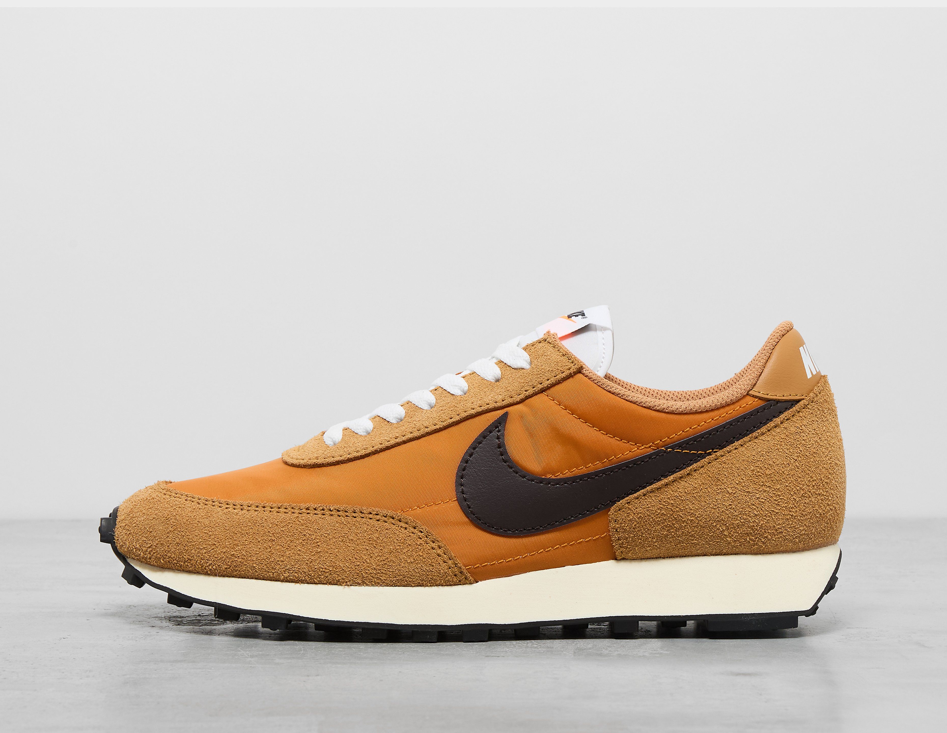 Nike Daybreak herensneaker bruin