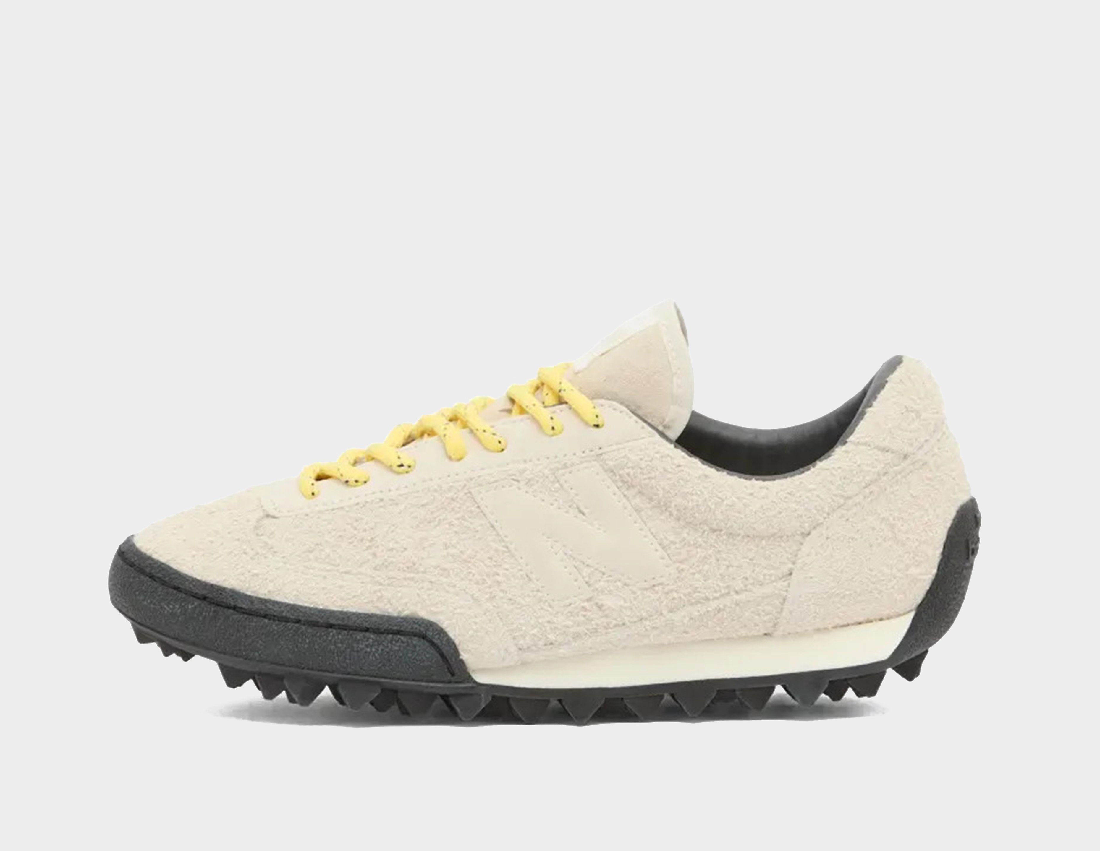New Balance Men's  Gator Run  Beige, FootPatrol