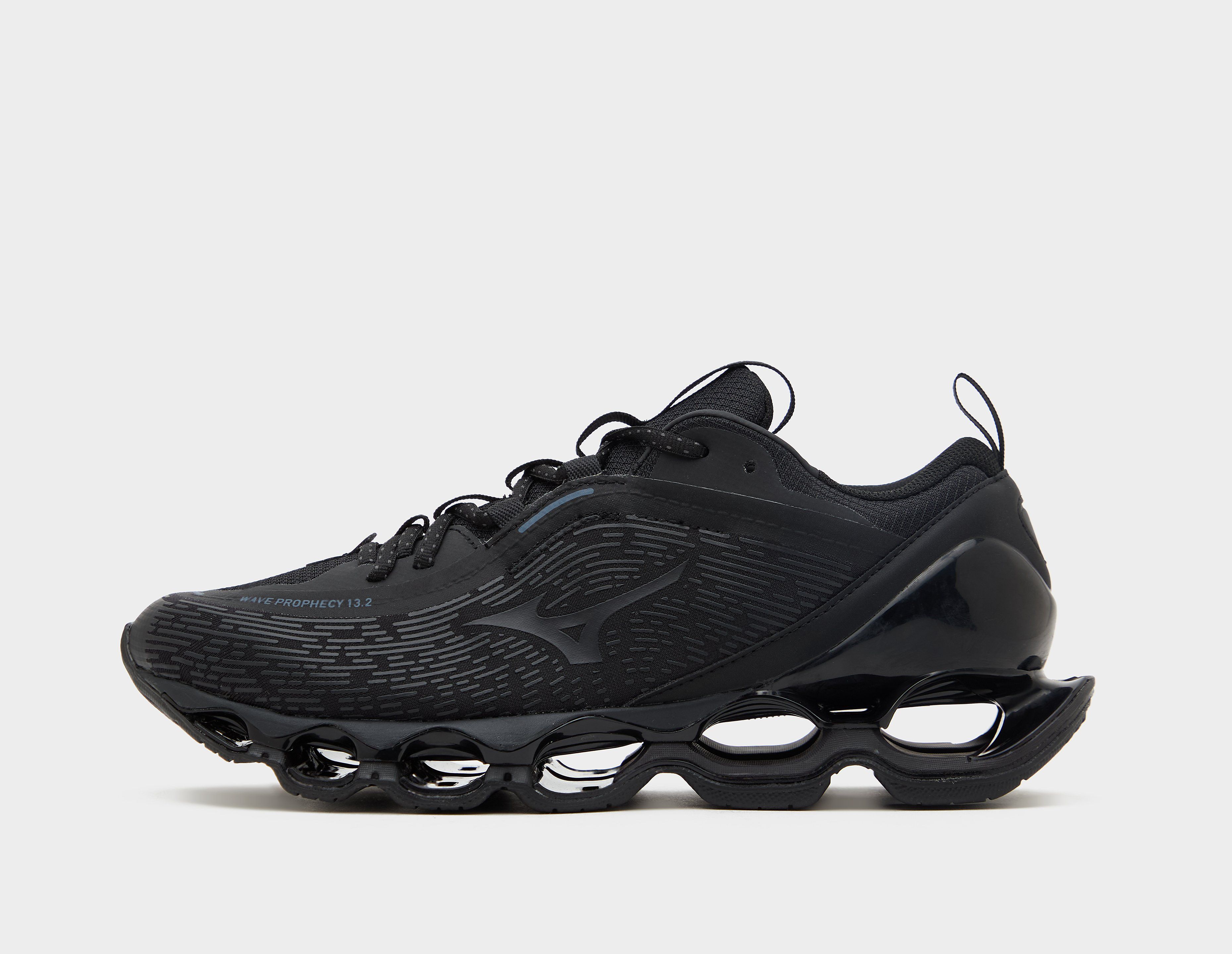 Mizuno Men's  Wave Prophecy 13.2 Black in Size 13.2, FootPatrol