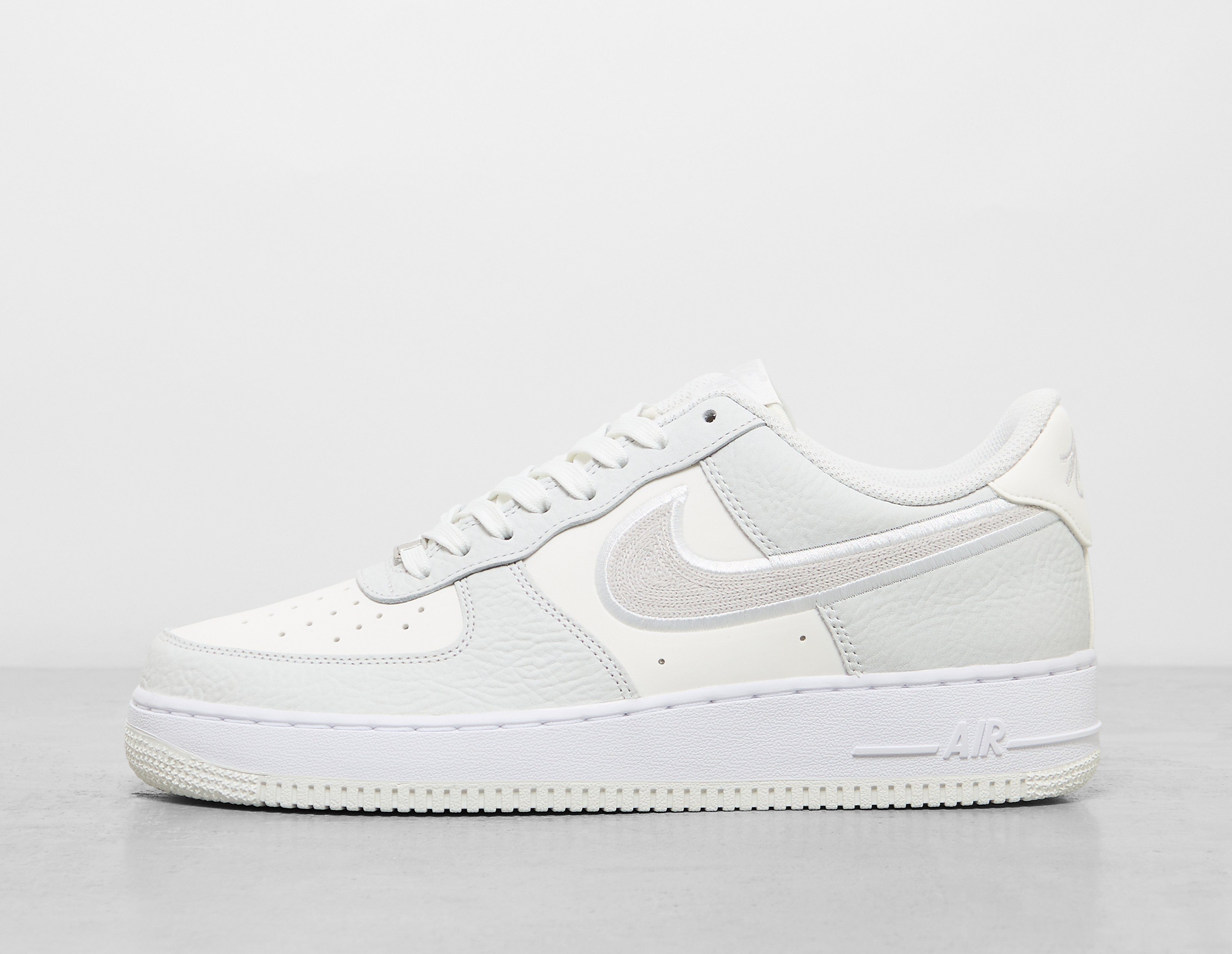 Nike Men's  Air Force 1 '07 Lv8 Grey, FootPatrol