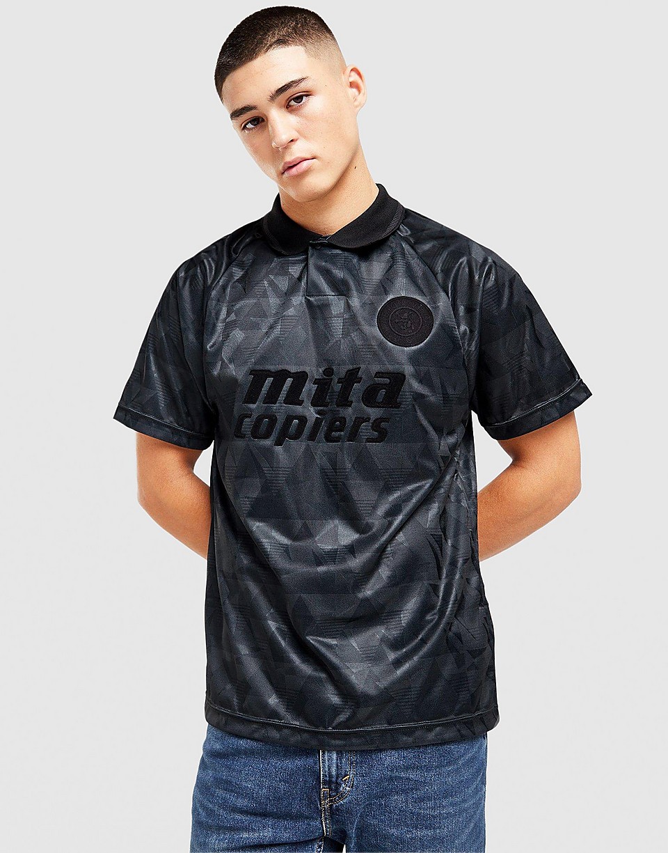 Aston Villa FC '90 Retro Blackout Shirt