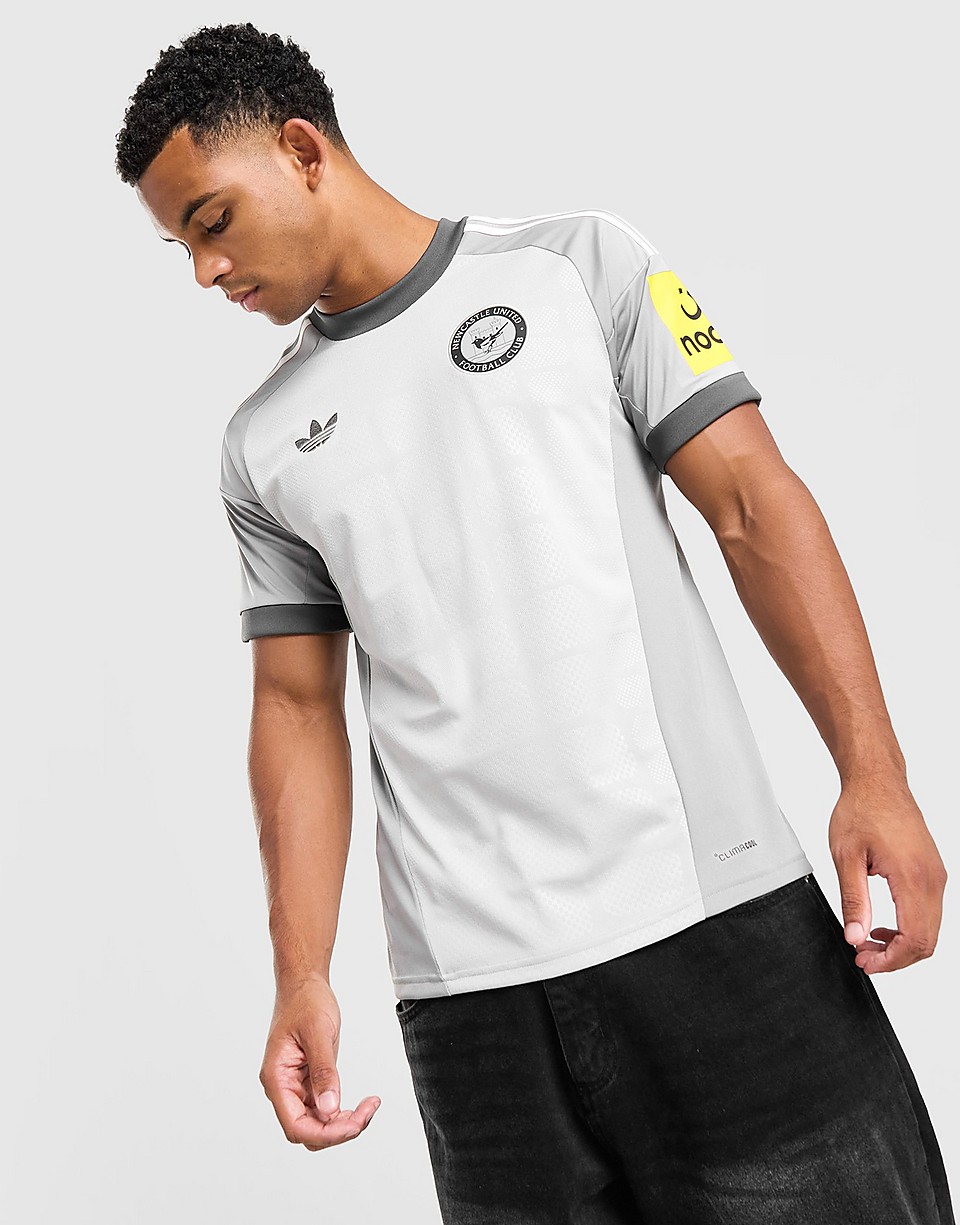 Newcastle United FC 2026/27 Goalkeeper Shirt