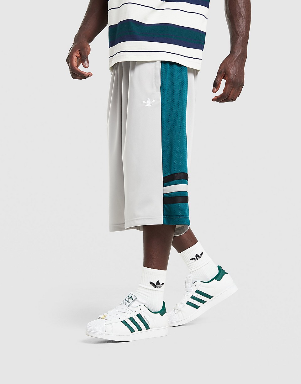 Adicolor Court Shorts