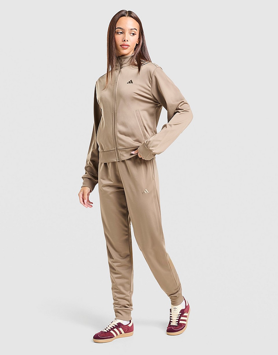 Cosy Tracksuit